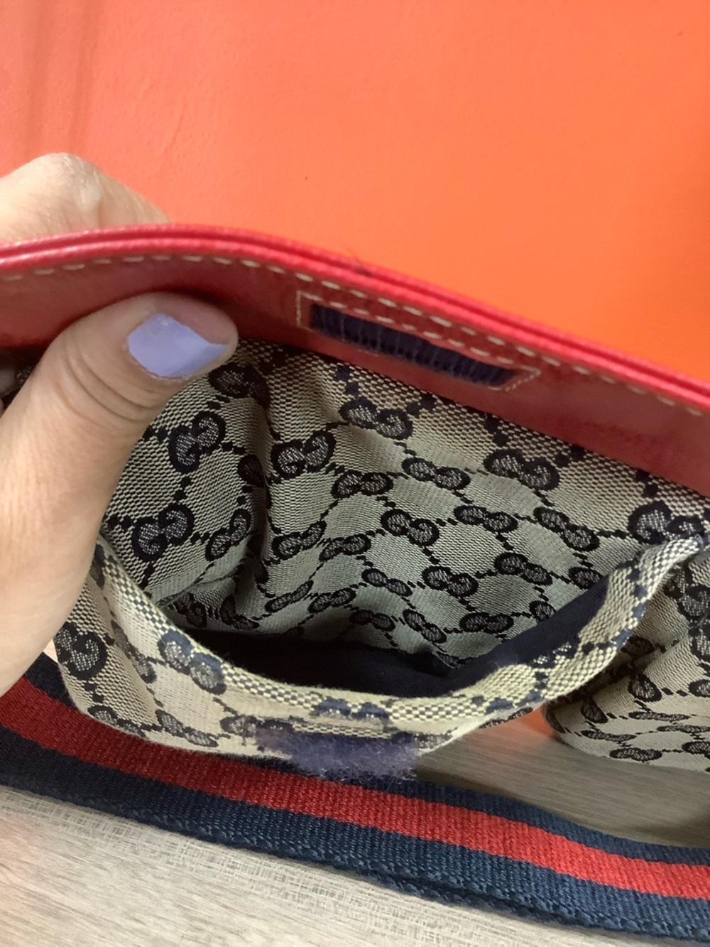 Gucci Signature Monogrammed Double Pocket Belt Bag - Picture 9 of 13